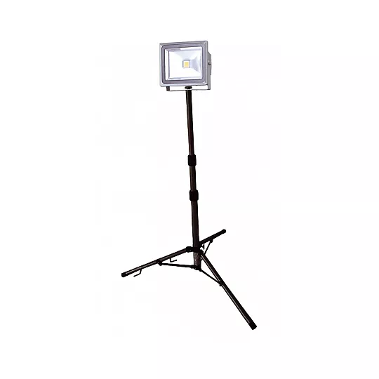 FOCO LED 50 W CON TRÍPODE